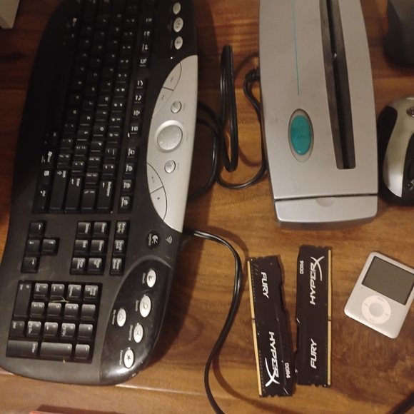 Random computer stuff - Picture 7 of 13